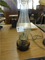 13" oil lamp with metal handle