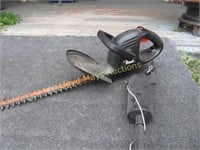 B&D Electric Hedge Trimmer / Spray Can Extension