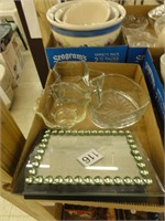 3 glass bowls, picture frames