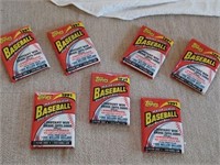 Lot of 7 Topps 40 1991baseball cards in package