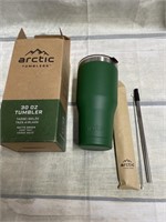 Arctic Tumbler With Stainless Steel Straw