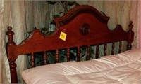 Victorian 3/4 Size Bed