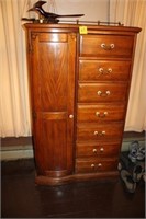 Bachelor Chest / Night Stand