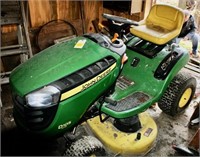 John Deere D105 Lawn Tractor