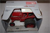 1/16 scale 1566 Tractor