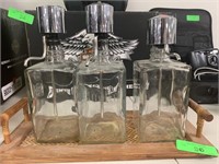 ALCOHOL PUMP DECANTERS WITH TRAY