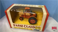 Ertl Die Cast Case 800 Tractor