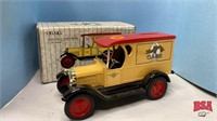 Ertl 1923 Chey Truck Piggy Bank , Commemorative
