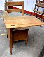 Oak School Desk *LYR