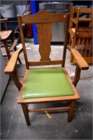 Wooden Captains Chair *LYR