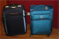 2 Carry on cases