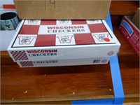 Section of giftware: yo-yos - Wisconsin checkers -