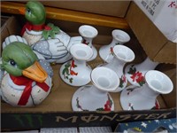 Section of Christmas & decor items: figurines - wr