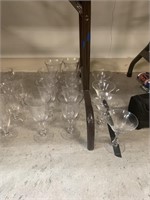 LARGE LOT OF GLASSES WITH BOX