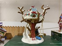 DEPT. 56  NORTH POLE SERIES FROST BITE TREE HOUSE