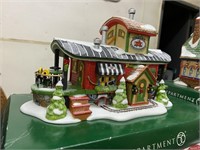 DEPT. 56 NORTH POLE SERIES TINKERS CABOOSE CAFE