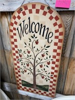 WELCOME SIGN W/ APPLE TREE THEME