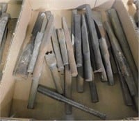Lot of air hammer chisel points