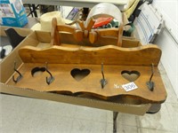 bow shelf, heart shelf with hooks