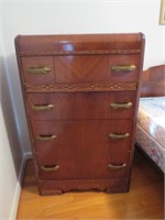 Vintge Chest of Drawers