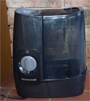 Honeywell HWM845 humidifier