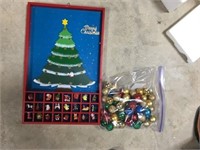Magnetic Christmas Tree Plaque & Ornaments