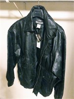 LeWorld Fine Leathers black leather jacket, size