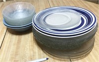 kitchenware lot: plates and bowls
