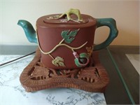 Chinese Yixing Zisha Clay Teapot with wood trivit