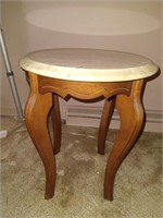 Marble top curved leg traditional table
