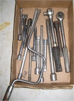 16pc Assorted 1/2 + 3/8 + 1/4 Ratchets,