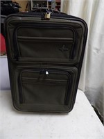 Atlantic Rolling Suitcase