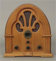 Thomas Electric Radio #1467 Model BD 117A