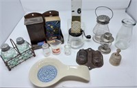 Vintage Kitchen Items-Creamers, Syrup, S&P,