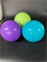 3 Bouncy Balls