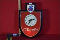 Horloge O'Keefe / 19 1/2 x 13 x 5