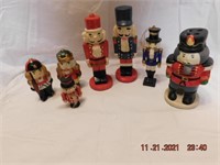 9 toy soldier figures incl S+P set