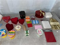 small gift boxes and gift card holders