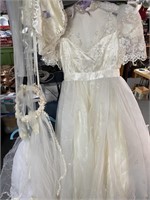 Vintage wedding Dress