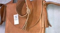 Leather hunting pouch