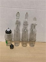 4 Condiment Glass Bottles with 3 stoppers and