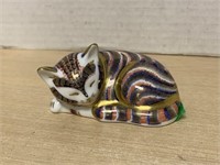 Royal Crown Derby Cat, 3.5 " tall
