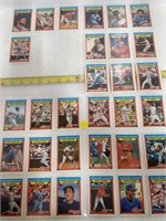 Qty 31, 1988 Kmart Cards, including Pete Rose