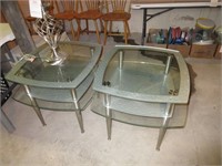2 End Tables & Lamp