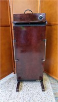 Vintage Salton Valet & Electric Heated Press