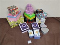 Gift boxes in good condition