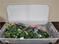 Artifical flowers with bin (good condition)