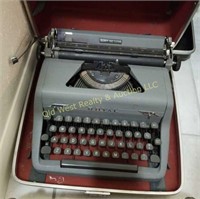 (2) Typewriters & Cases (H)