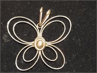 14 K  gold butterfly pendant jewelry