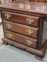 Kincaid Cherry side chest with 3 drawers